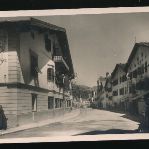 AK aus Matrei am Brenner mit Gasthof Krone Tirol (1033)