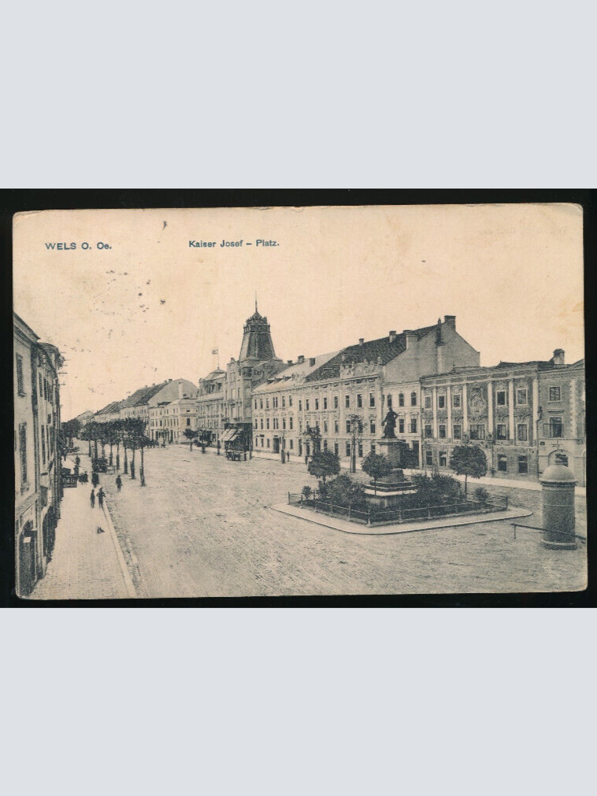 AK aus Wels Kaiser Josef Platz Oberösterreich (1595)