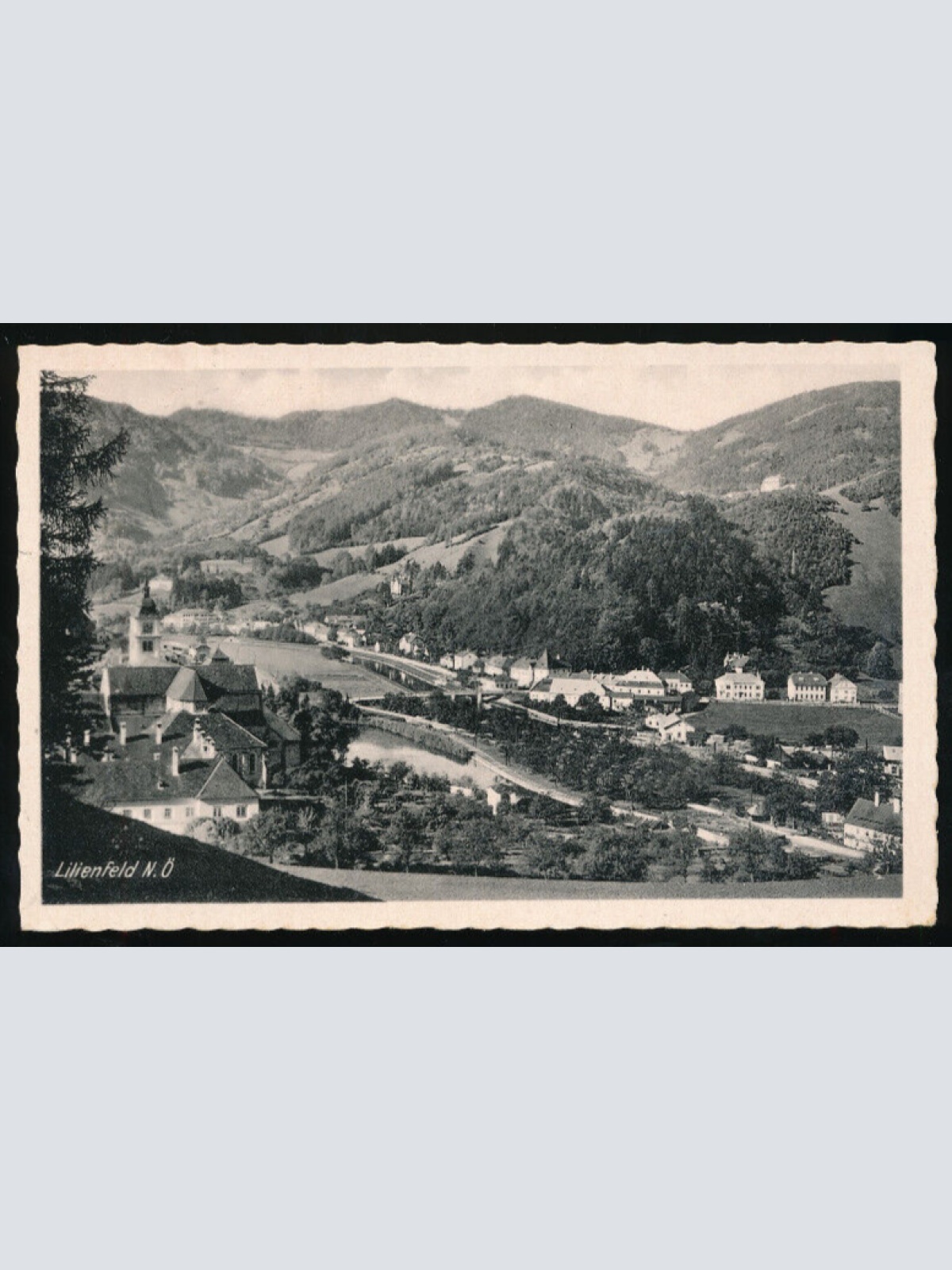AK aus Lilienfeld Niederösterreich (1335)