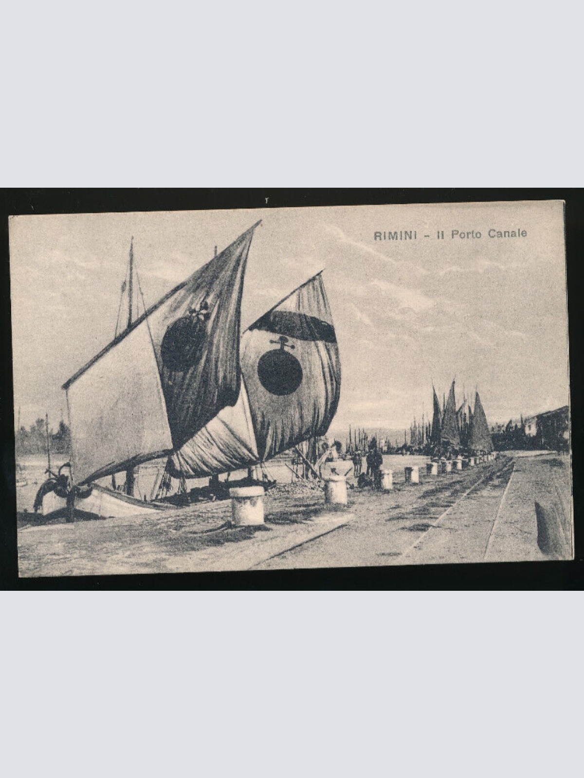 AK aus Rimini Porto Canale Italien (3010)