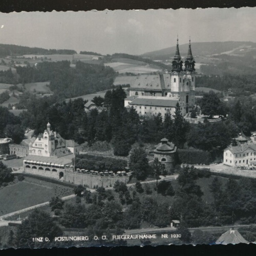 AK aus Braunau am Inn mit Heiligen - Geistkirche Oberösterreich (3686)