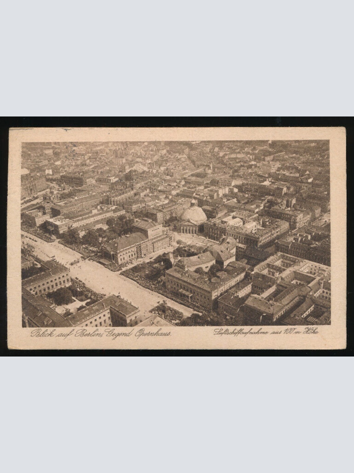 AK aus Berlin mit Blick auf das Opernhaus (3560)