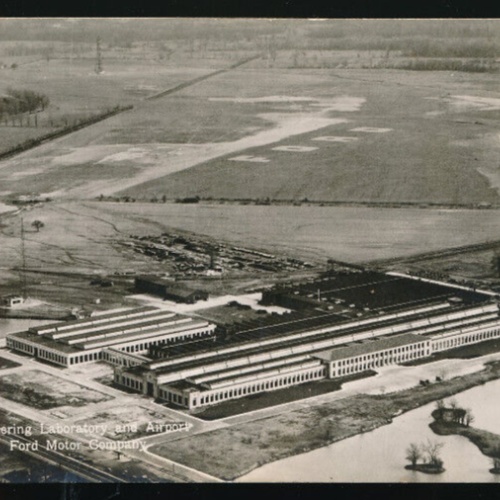 AK aus Dearborn Engineering Laboratory and Airport in Michigan USA (4044)