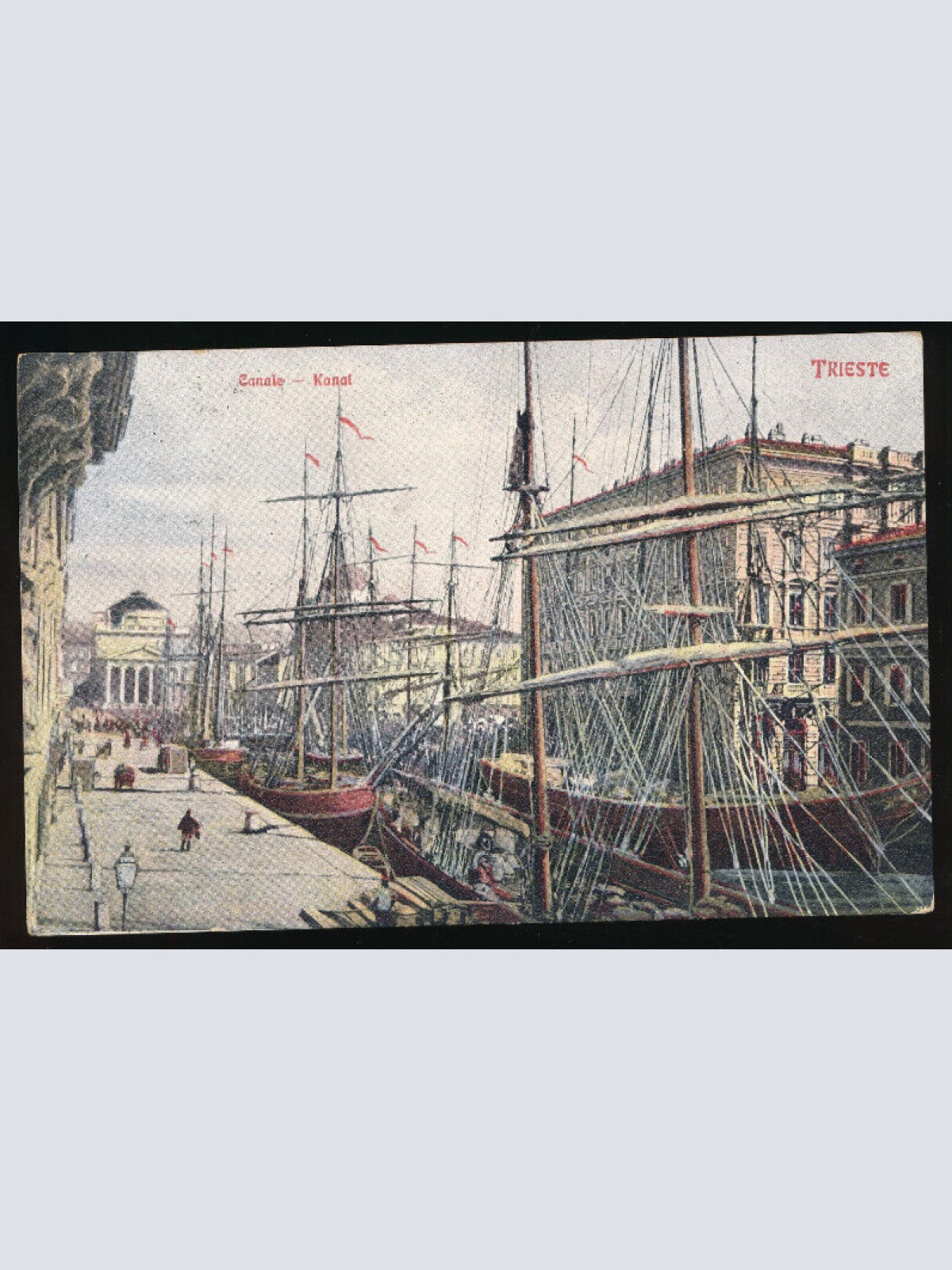 AK aus Trieste mit Schiffen Canal - Kanal Italien (4060)
