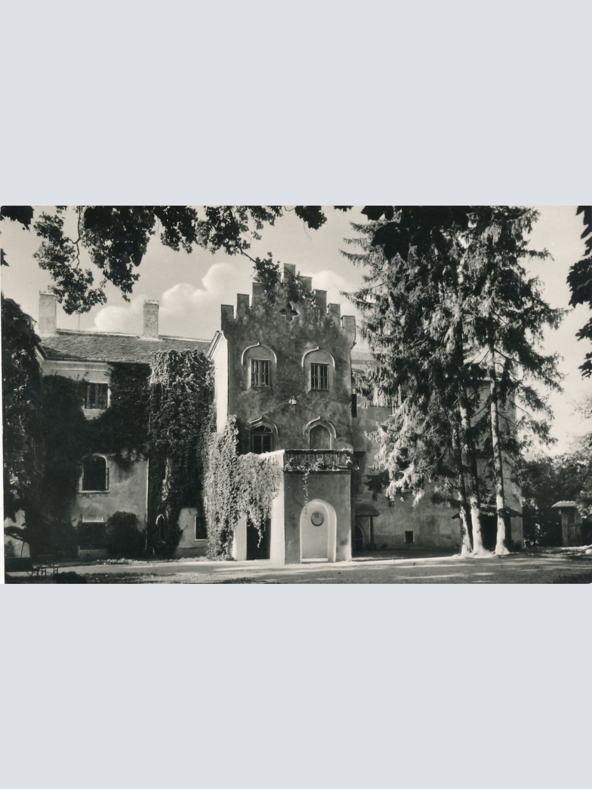 AK, Zsennye, művésztelep, Ungarn (S561)