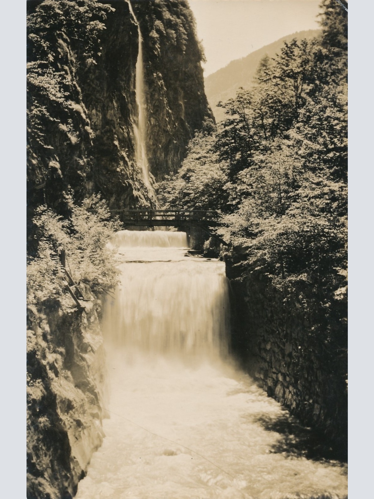 AK, Taminafall bei Bad Ragaz, Schweiz, Wasserfall  (S551)