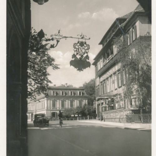 AK, Meiningen in Thüringen, Blick zum Palais  (S1249)