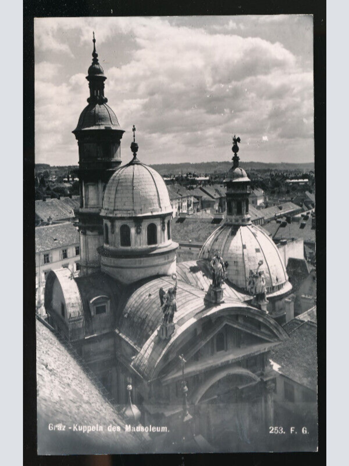 AK aus Graz Kuppeln des Mausoleum Steiermark (5492)