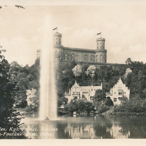 AK, Kamenz Schles. Klg. Prinzl. Schloss u. Gr. Teich-Fontäne, Polen (S1317)