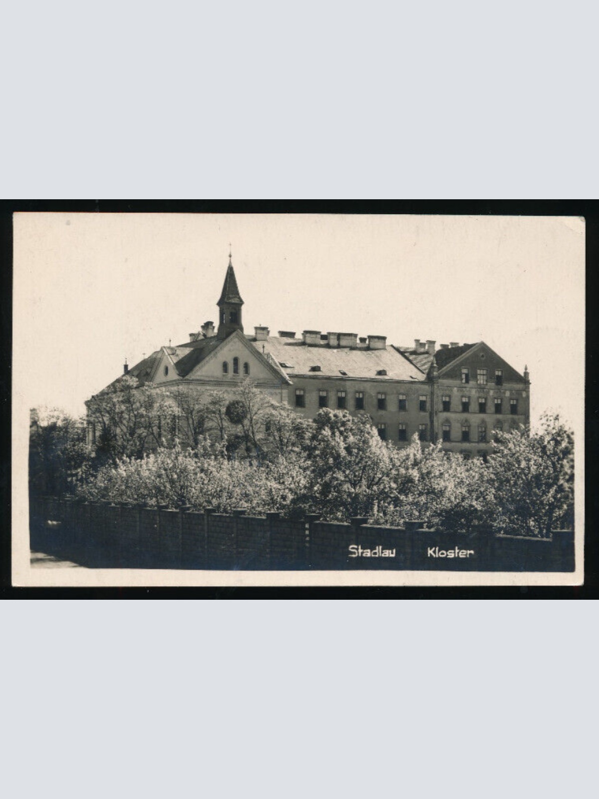 AK aus Stadlau mit Kloster Wien (5871)