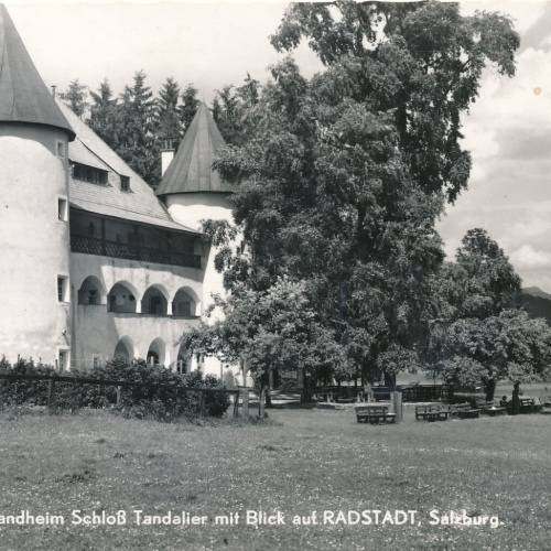 AK vom Schloß Tandalier mit Blick auf Radstadt Salzburg (7481)