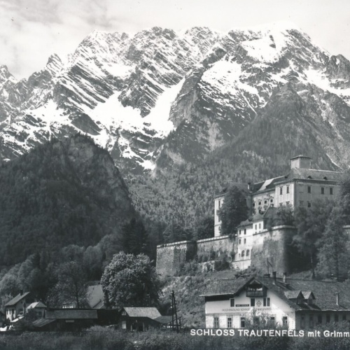 AK vom Schloss Trautenfels mit Grimming Steiermark (7524)