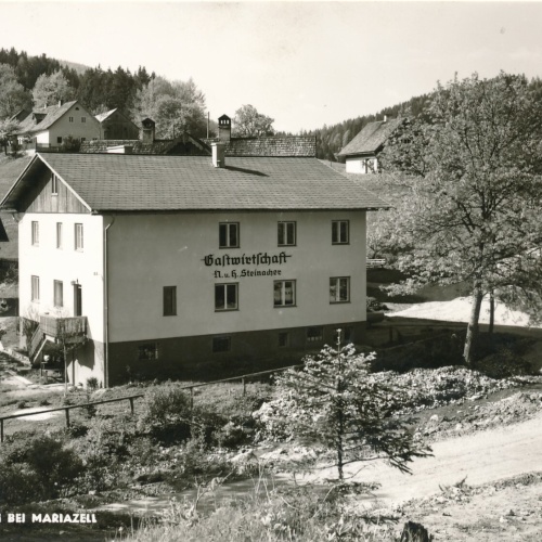 AK aus Mooshuben bei Mariazell mit Gasthaus Steinacher Brugenland (7518)