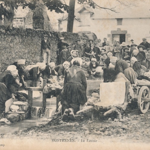 AK aus Rostrenen Le Lavoir Wäscherinnen Frankreich (6530)