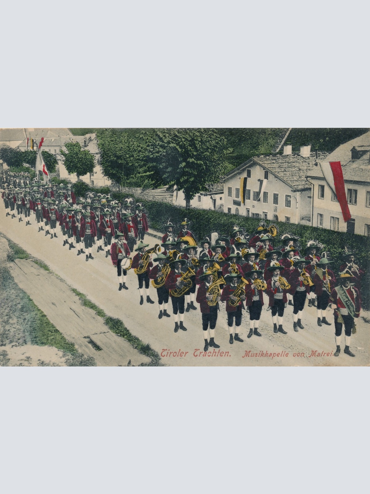 AK aus Matrei am Brenner Tiroler Trachten Musikkapelle  Tirol (6538)