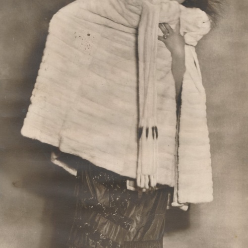 AK, Fern Andra (S2204)