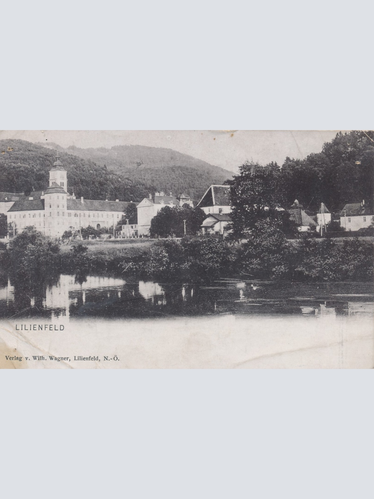 AK aus Lilienfeld Niederösterreich Ansichtskarte (8679)
