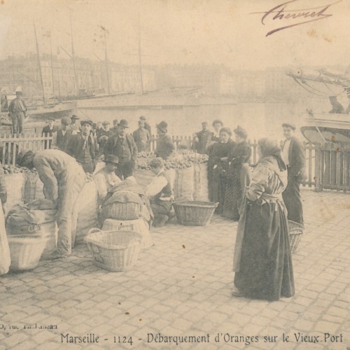 AK aus Marseille auf dem Markt Frankreich Ansichtskarte (8576)