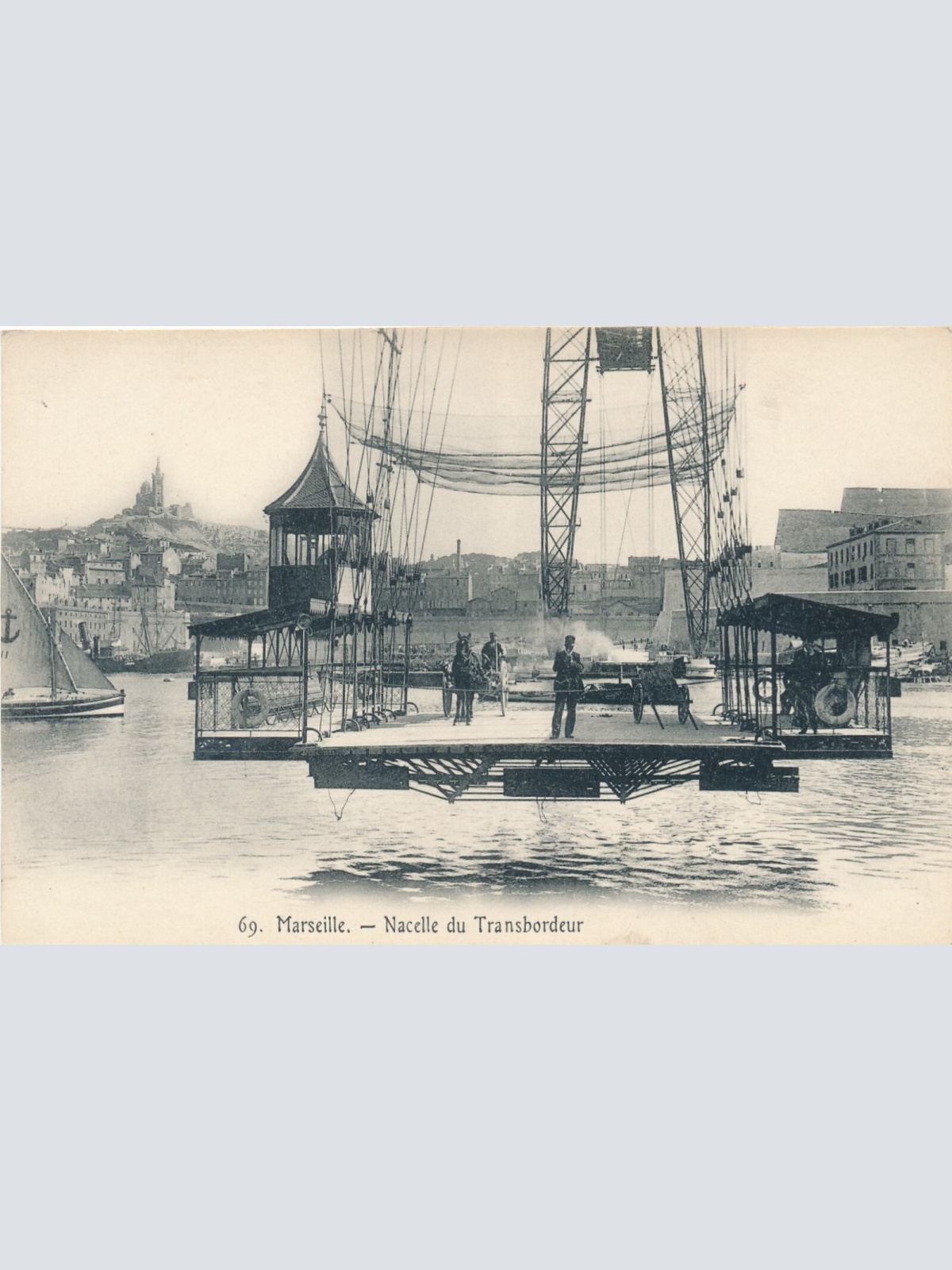 AK aus Marseille Nacelle du Transbordeur Frankreich Ansichtskarte (8606)