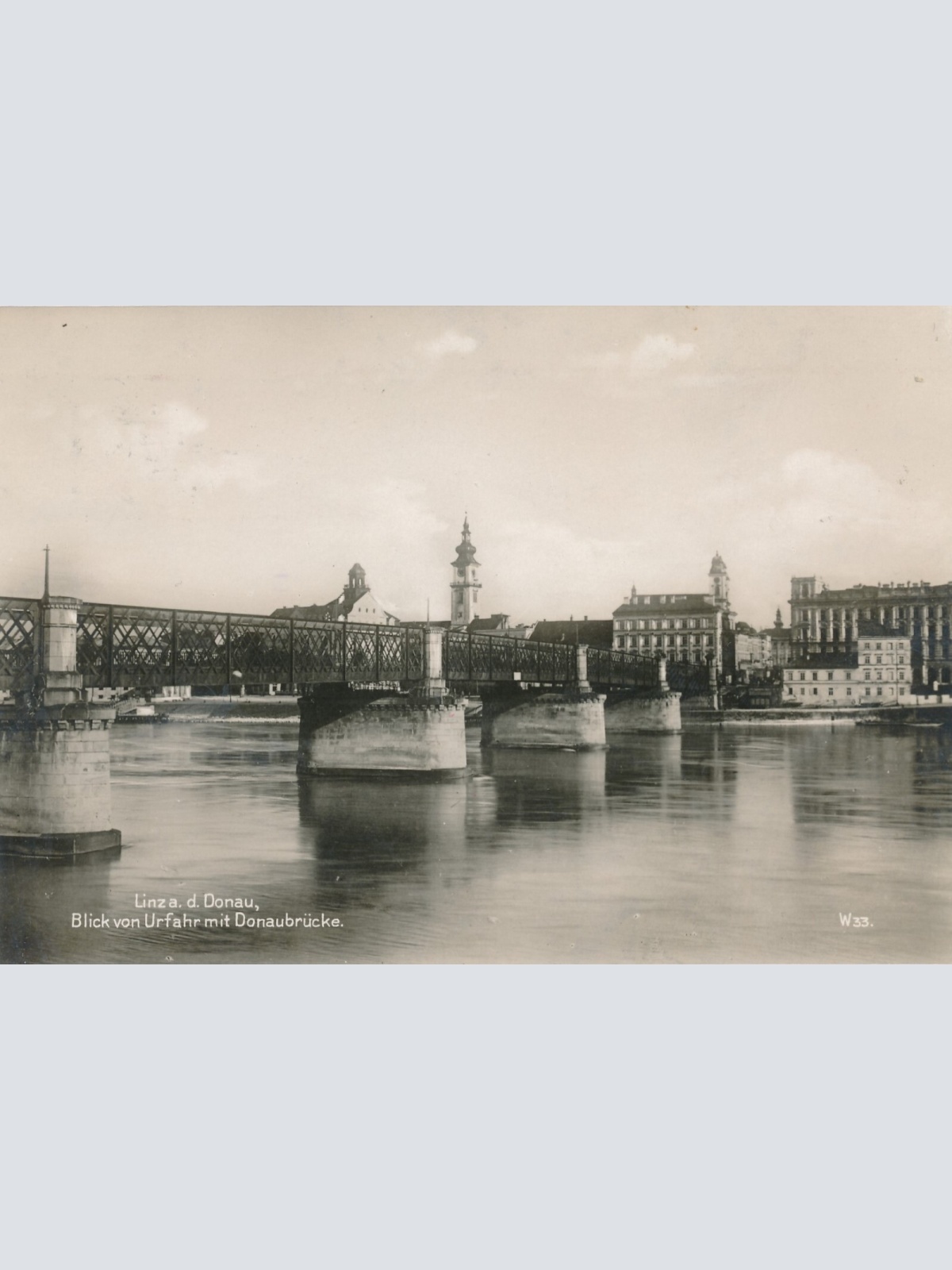 AK aus Linz an der Donau mit Brücke Oberösterr. Ansichtskarte (9015)