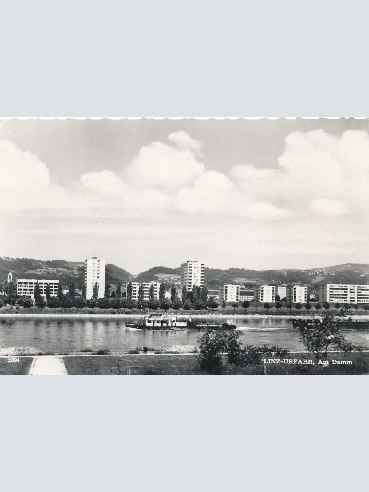 AK aus Linz Uhrfahr mit Dmpfer Oberösterreich Ansichtskarte (9838)