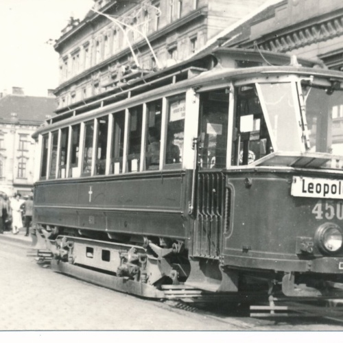 Foto - Karte aus Wien mit Straßenbahn Nr. 450 Leopoldau Ansichtskarte (9045)