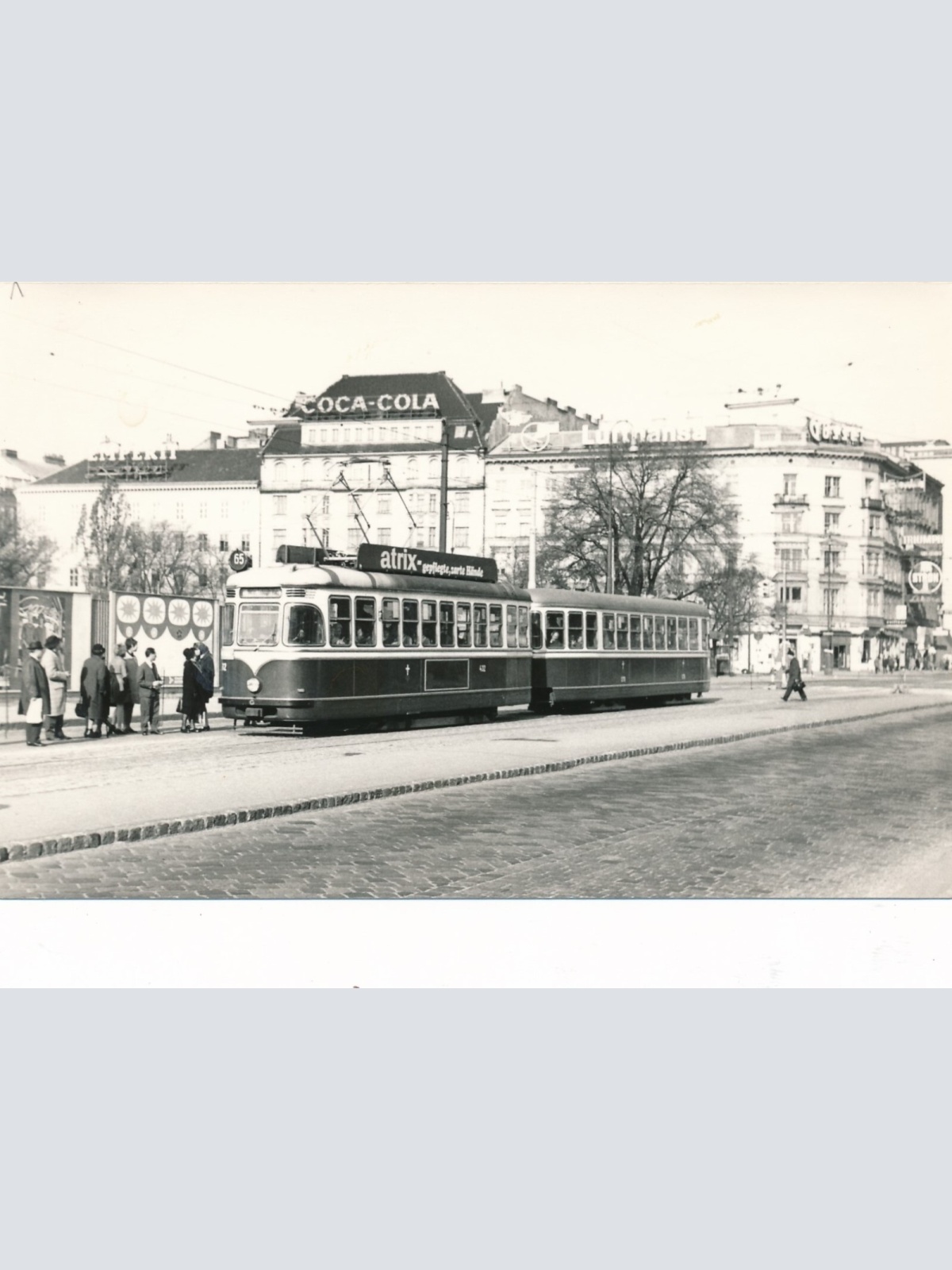 Foto - Karte aus Wien Wiedena Hauptstraße mit Straßenbahn Ansichtskarte (9049)
