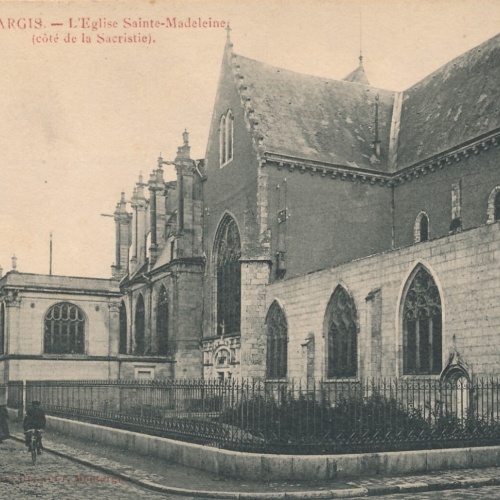 AK aus Montargis Sainte Madeleine Frankreich Ansichtskarte (11035)