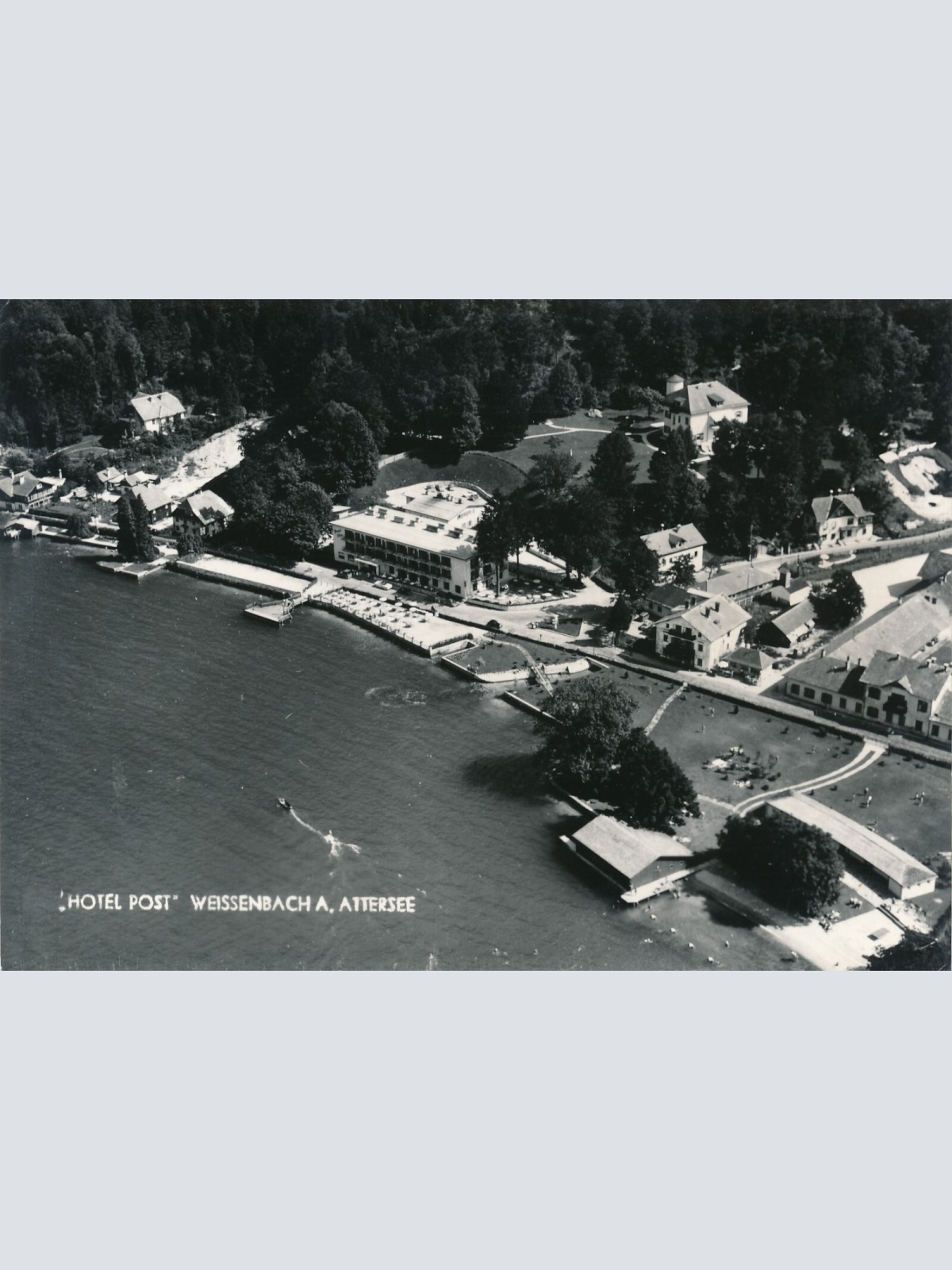 AK aus Weissenbach mit Hotel Post Oberösterreich Ansichtskarte (11226)