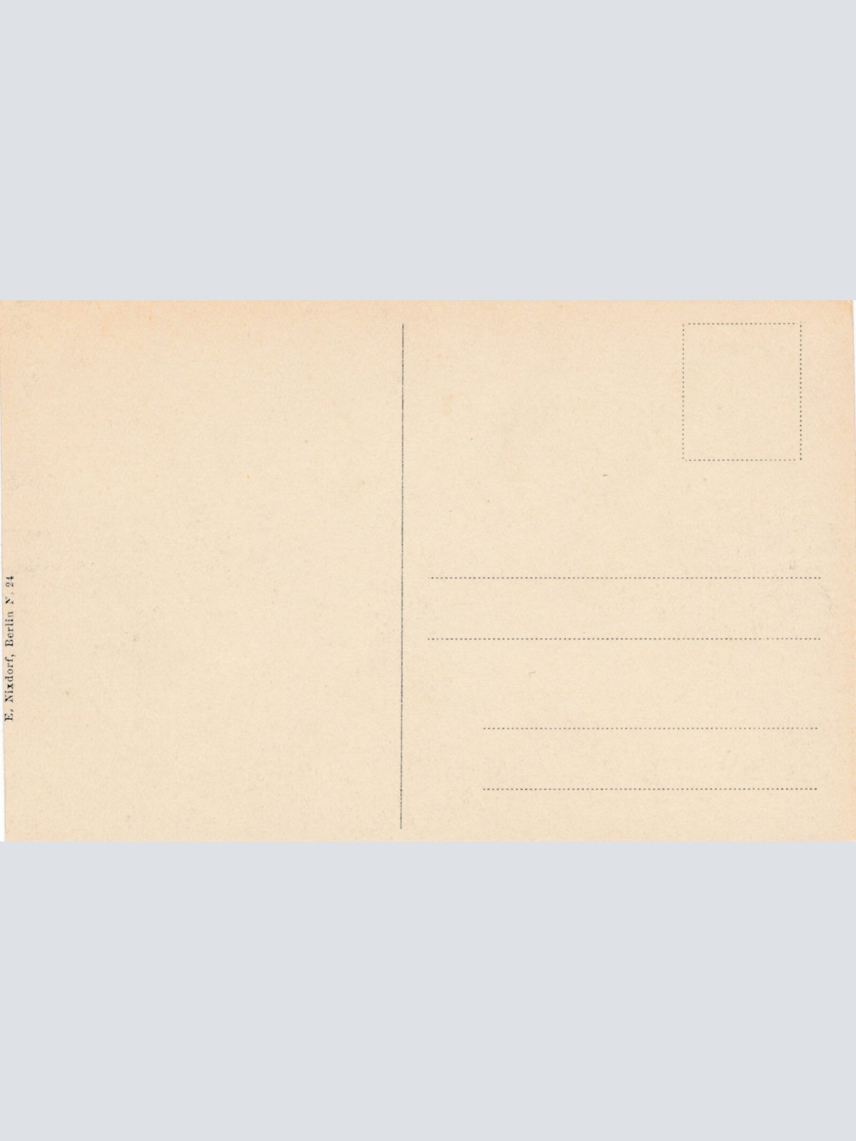 AK aus Berlin von der Parade mit Pferden Ansichtskarte (11352)