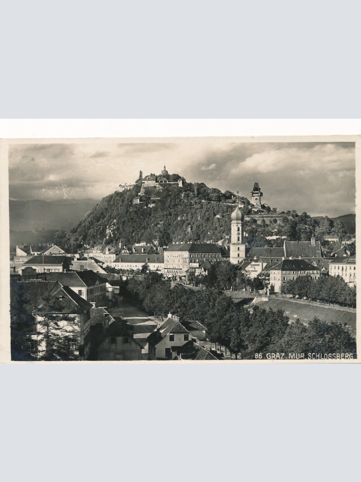 AK aus Graz Steiermark Ansichtskarte (J221)