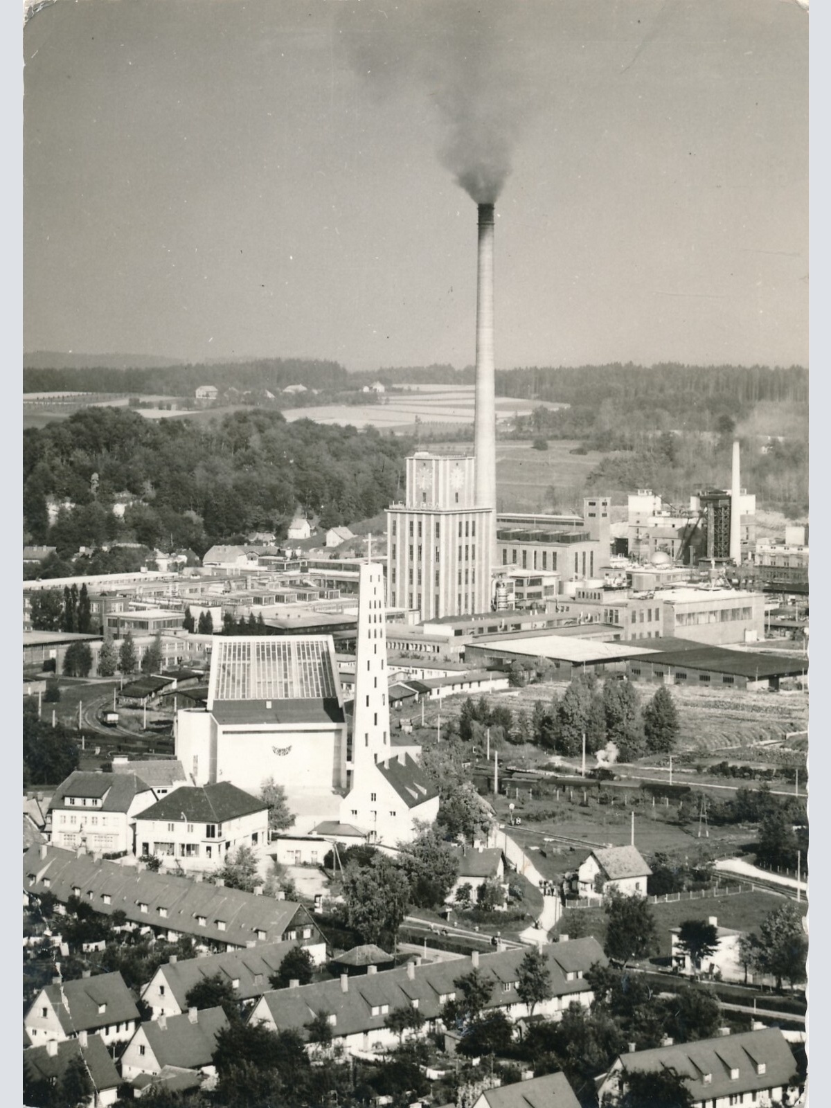 AK aus Lenzing mit Fabrik Oberösterreich Ansichtskarte (11688)