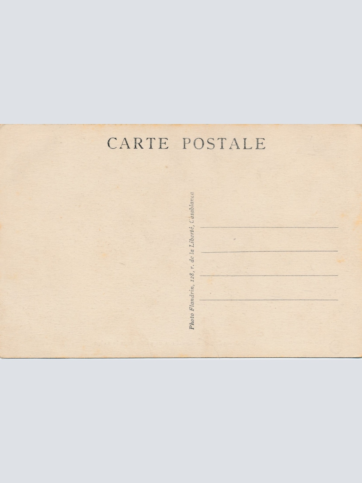 AK aus Azrou Marokko Männer mit Waffen auf Pferden Afrika Ansichtskarte (11365)