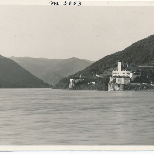 AK aus Schönbühel mit Schloss Niederösterreich Ansichtskarte (13535)