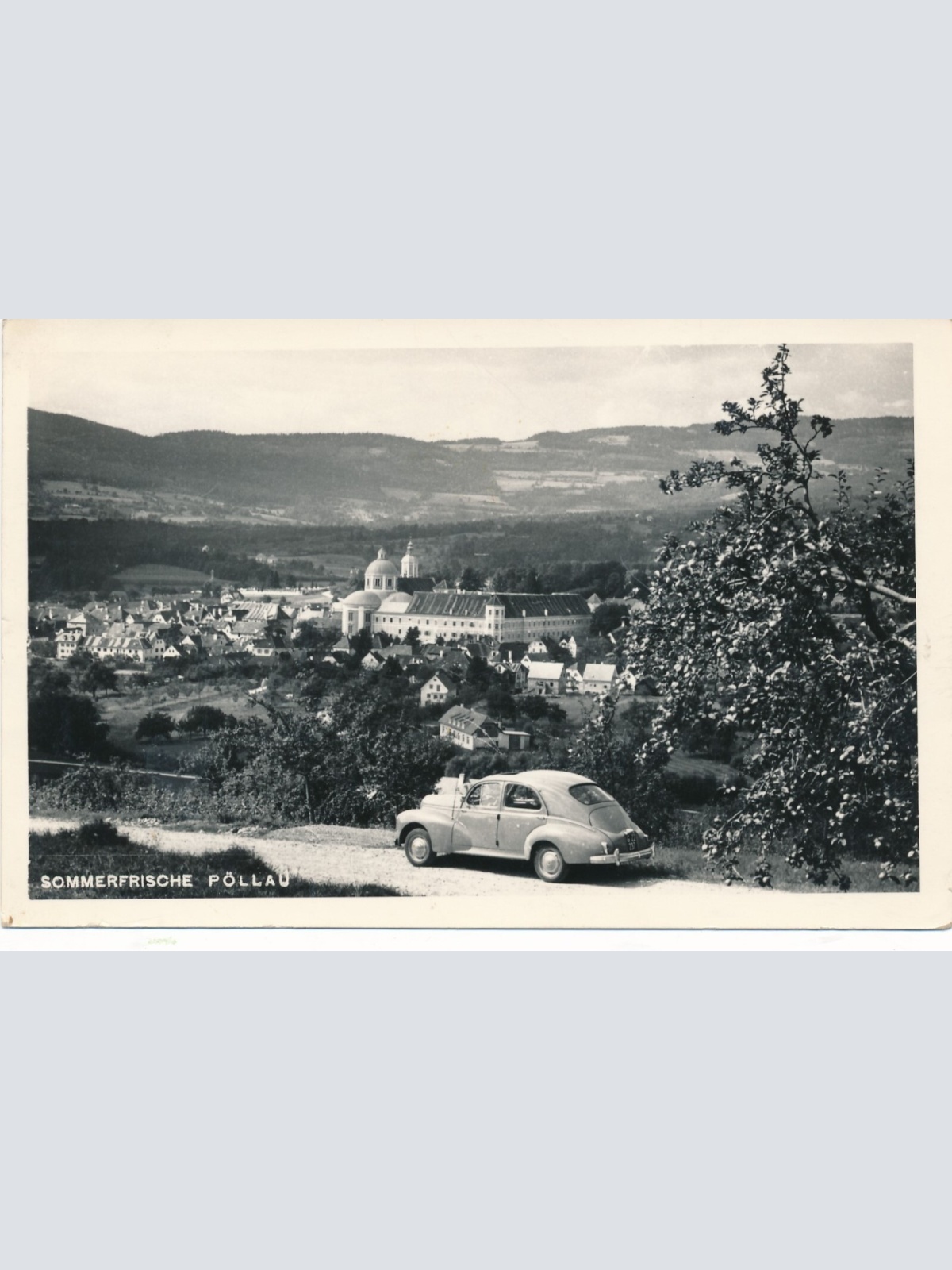 AK aus Pöllau mit Oldtimer Steiermark Ansichtskarte (13686)