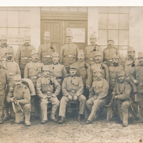 AK Soldaten mit Gewehren Ansichtskarte (13963)