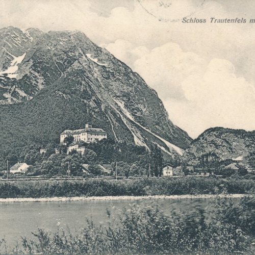 AK, Schloss Trautenfels mit Griming, Steiermark, Ansichtskarte (S4334)