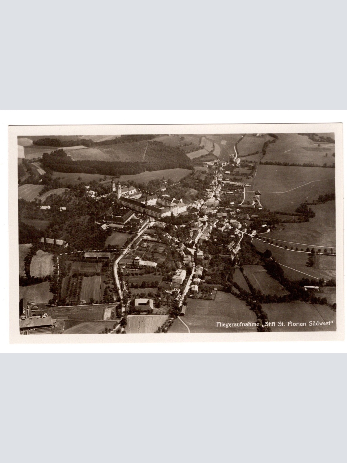 AK, Fliegeraufnahme, Stift St. Florian, Oberösterreich, Ansichtskarte (S4861)