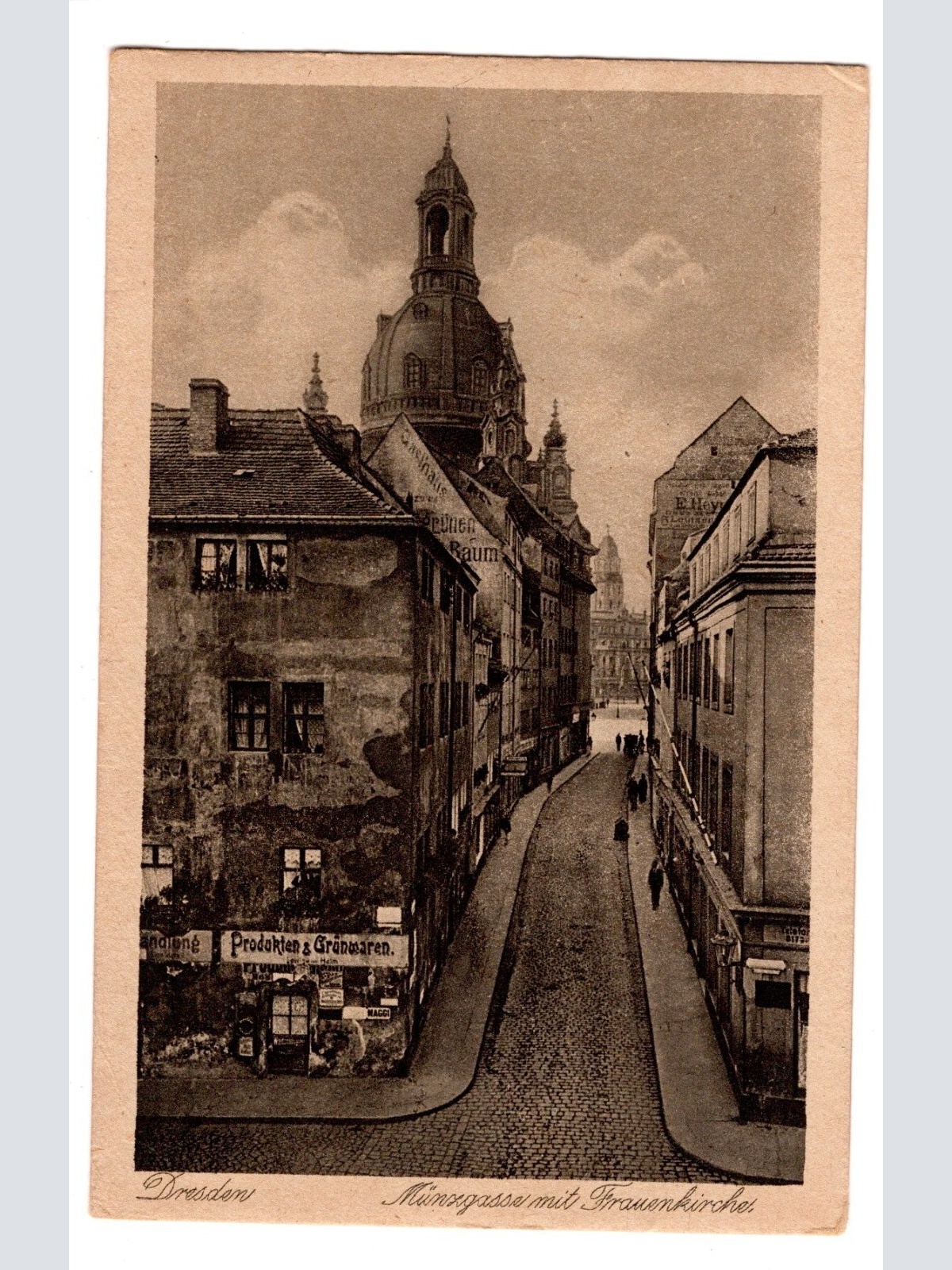 AK, Dresden, Sachsen, Münzgasse mit Frauenkirche, Ansichtskarte (S5471)