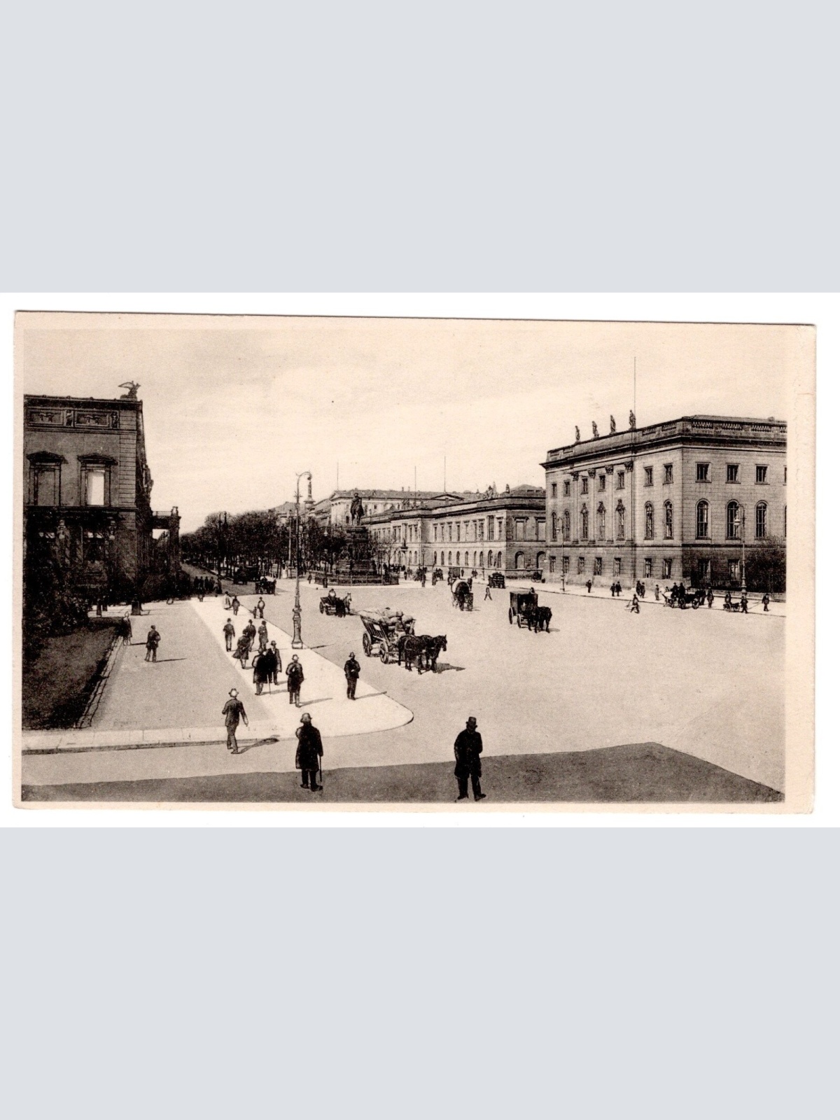 AK, Berlin, Unter den Linden, Ansichtskarte (S5524)