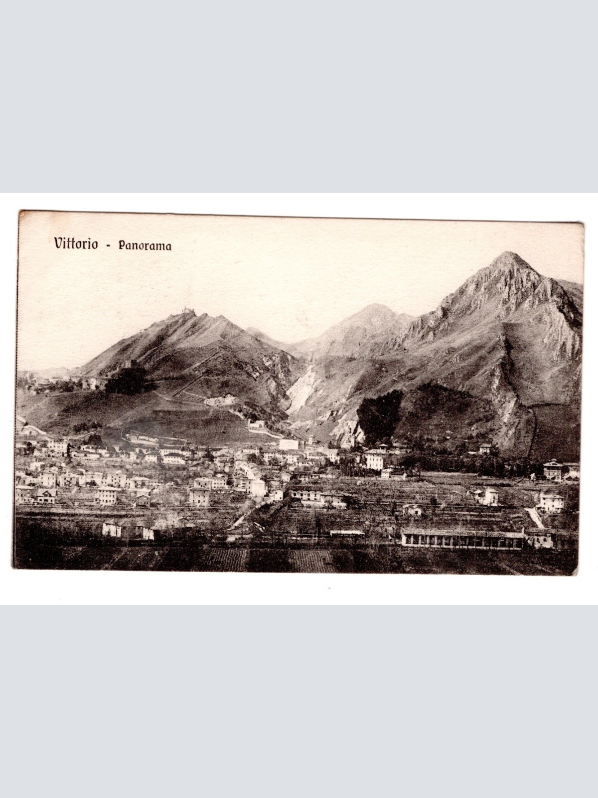 AK, Vittorio, Panorama, Italien, Ansichtskarte (S5709)