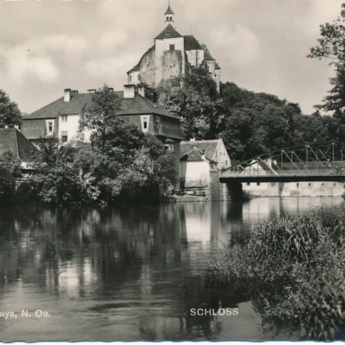 AK aus Raabs an der Thaya mit Schloss Niederösterreich Ansichtskarte (14871)