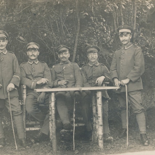 AK vier Soldaten am Tisch Militaria (14806)