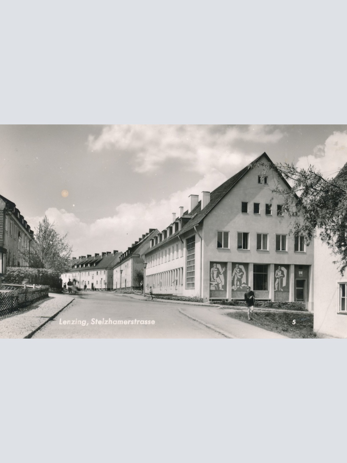 AK aus Lenzing Stelzhamerstrasse Oberösterreich Ansichtskarte (15799)