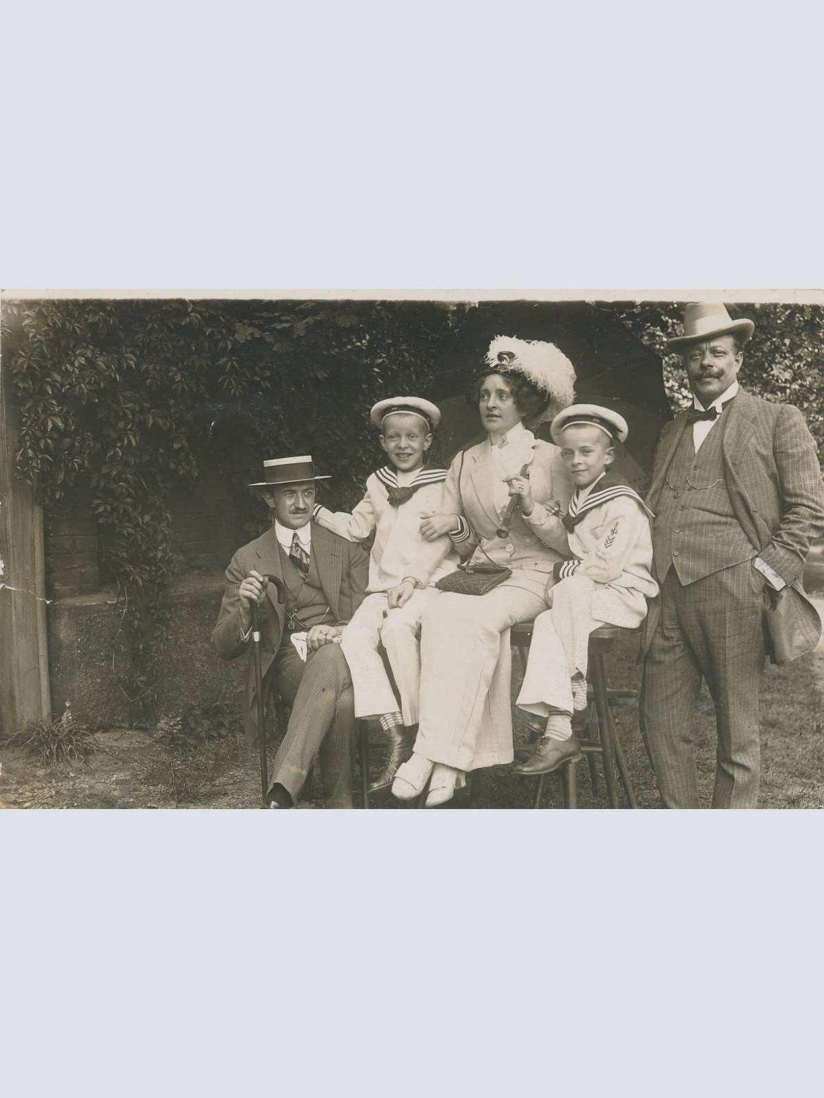 AK Annodazumals Familienfoto Ansichtskarte (16141)