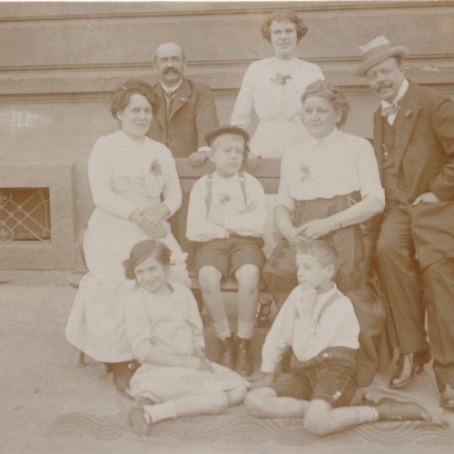 AK Annodazumals Familienfoto Ansichtskarte (16134)