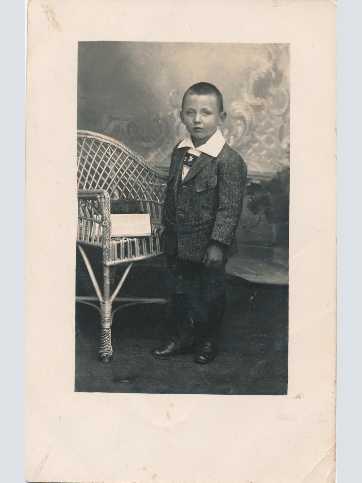 AK Annodazumals von einem kleinen Jungen Ansichtskarte (15766)