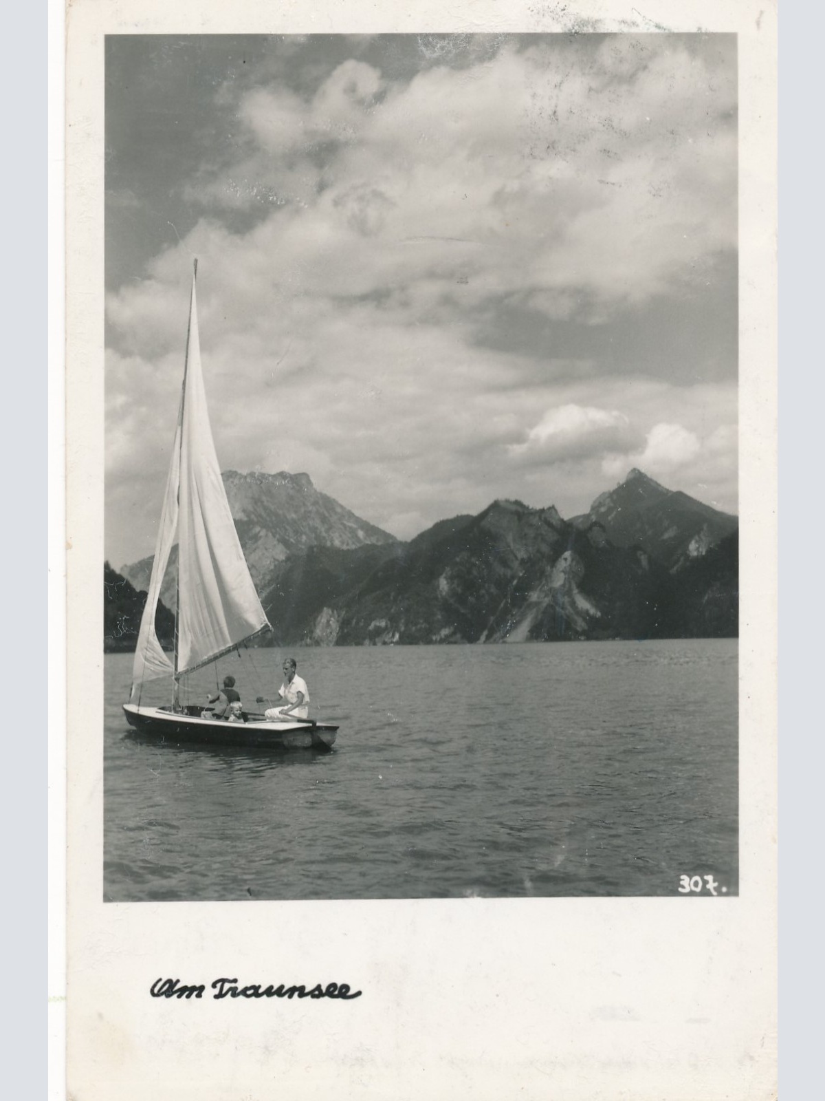 AK vom Traunsee mit Segelboot Oberösterreich Ansichtskarte (15474)