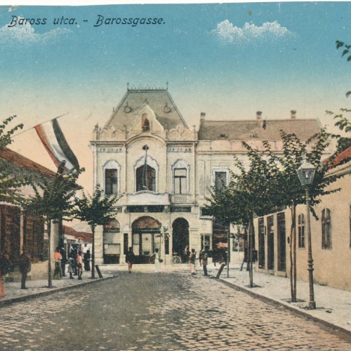 AK aus Kamarom Baross utca Barossgasse Ungarn Ansichtskarte (15174)