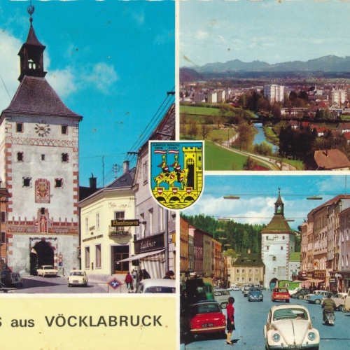 AK aus Vöcklabruck Stadtplatz mit Oldtimer Oberösterreich Ansichtskarte (16675)